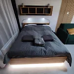 Aparthotel Royal Solny Z Aneksem, Klimatyzacja I Konsola Ps4 W Z Krytym Basenem, Sauna I Kolobrzeg