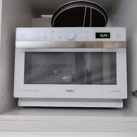 Royal Solny Z Aneksem, Klimatyzacja I Konsola Ps4 W Z Krytym Basenem, Sauna I شقة فندقية كولوبرزيغ