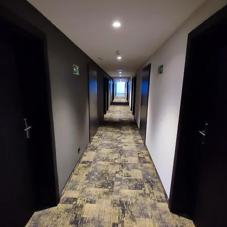 Aparthotel Royal Solny Z Aneksem, Klimatyzacja I Konsola Ps4 W Z Krytym Basenem, Sauna I