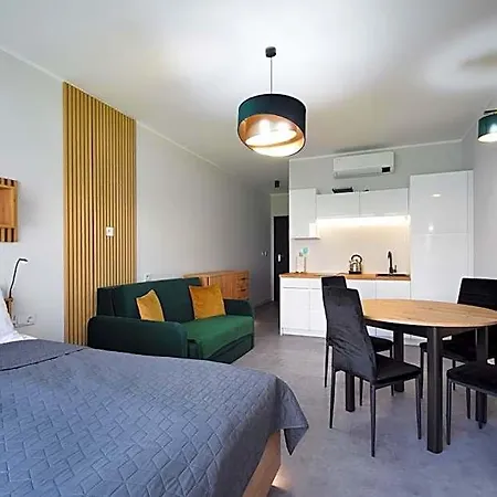 Aparthotel Royal Solny Z Aneksem, Klimatyzacja I Konsola Ps4 W Z Krytym Basenem, Sauna I