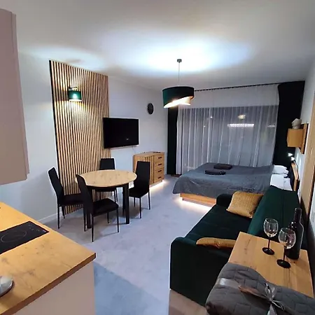 Royal Solny Z Aneksem, Klimatyzacja I Konsola Ps4 W Z Krytym Basenem, Sauna I Aparthotel Kolobrzeg