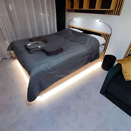 Royal Solny Z Aneksem, Klimatyzacja I Konsola Ps4 W Z Krytym Basenem, Sauna I Aparthotel Kolobrzeg