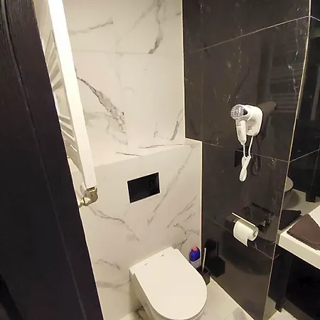 Royal Solny Z Aneksem, Klimatyzacja I Konsola Ps4 W Z Krytym Basenem, Sauna I Apartahotel