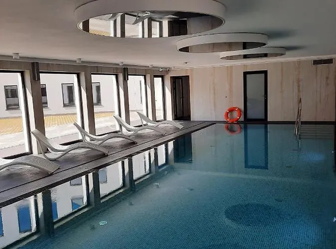 Aparthotel Royal Solny Z Aneksem, Klimatyzacja I Konsola Ps4 W Z Krytym Basenem, Sauna I Kolobrzeg